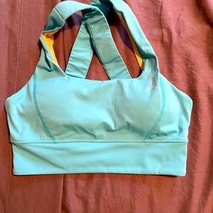 1st Phorm sports bra size medium